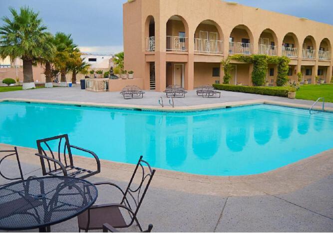Hotel Santa Fe Camargo ภายนอก รูปภาพ